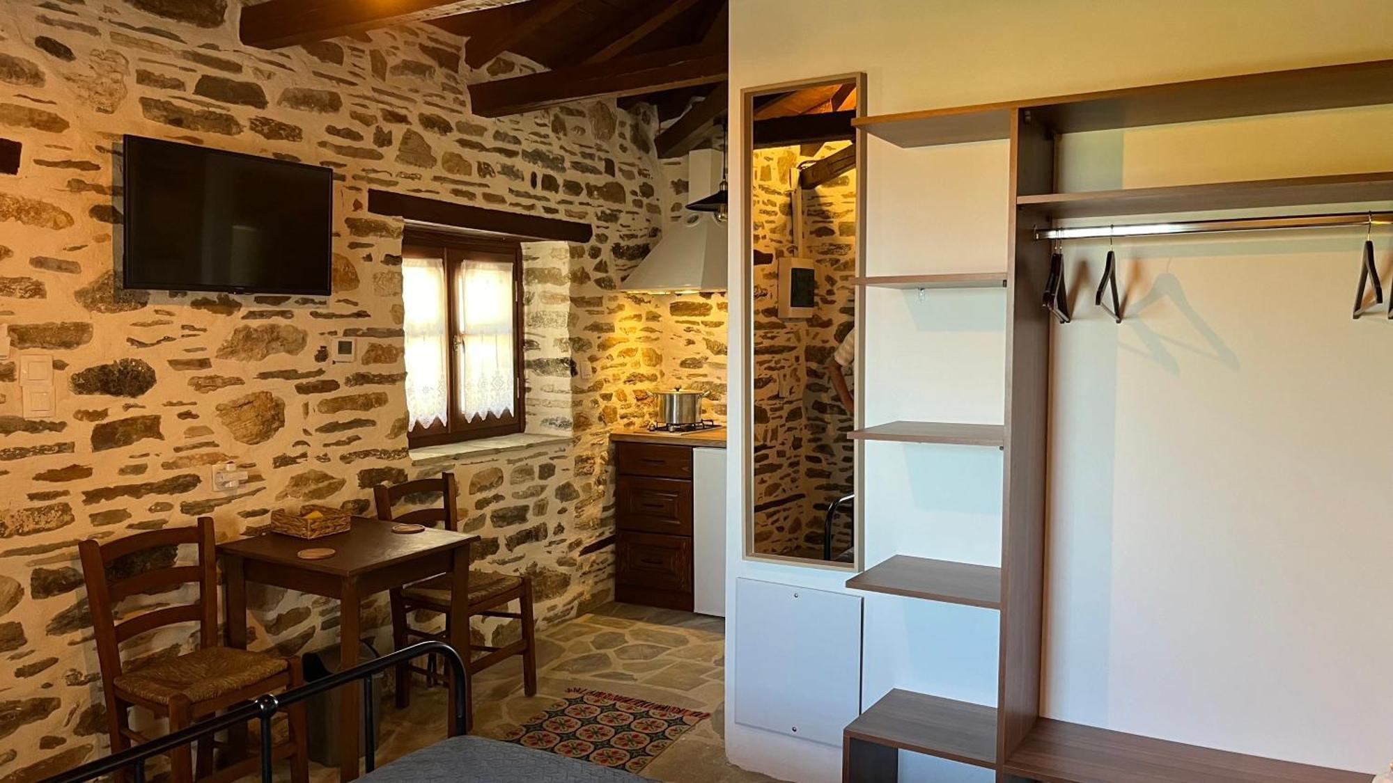 San Lorenzo Cottage - Παραδοσιακά Πέτρινα Δωμάτια Agios Lavrentios Exterior photo