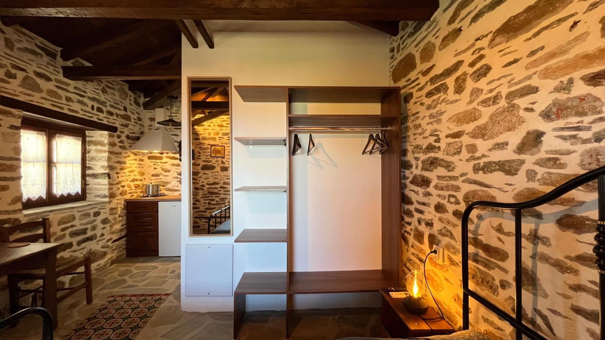 San Lorenzo Cottage - Παραδοσιακά Πέτρινα Δωμάτια Agios Lavrentios Exterior photo